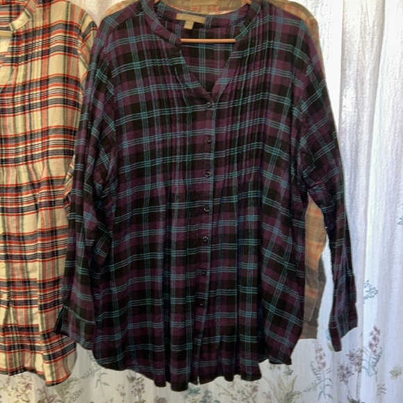 3 Women’s Flannels - Picture 4 of 4